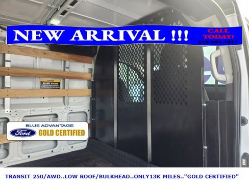 Used 2023 Ford Transit 250 Low Roof AWD w/ Exterior Upgrade Package image 16