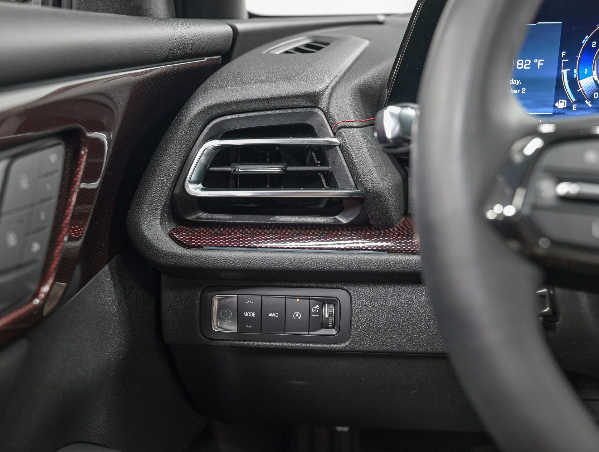 Used 2024 Chevrolet Traverse RS w/ LPO, Floor Liner Package AWD/4WD image 18