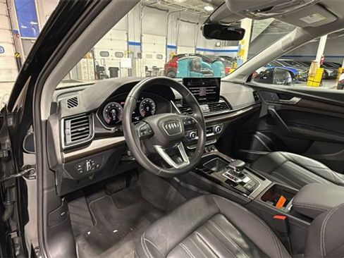 Used 2021 Audi Q5 2.0T Premium Plus w/ Premium Plus Package image 9