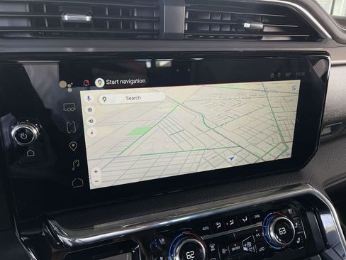 New 2025 GMC Sierra 2500 Denali w/ Denali Reserve Package image 14