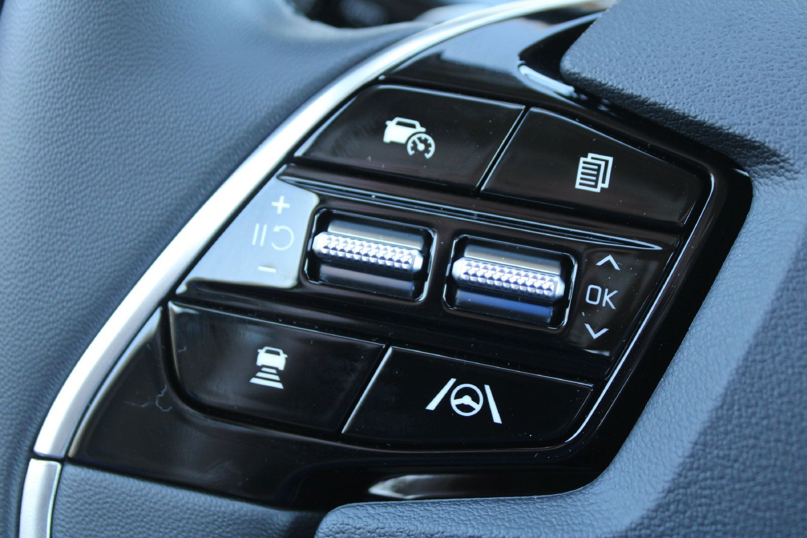 New 2026 Kia Niro LX FWD image 27