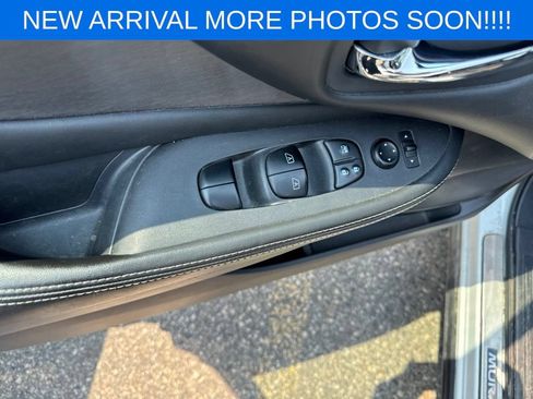 Used 2022 Nissan Murano SV w/ SV Midnight Edition Package AWD/4WD image 11