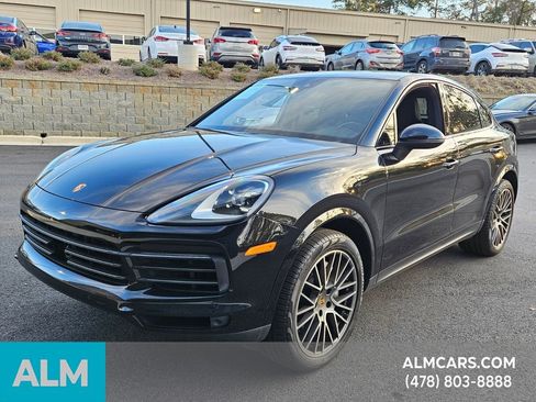 Used 2023 Porsche Cayenne Platinum Edition image 1