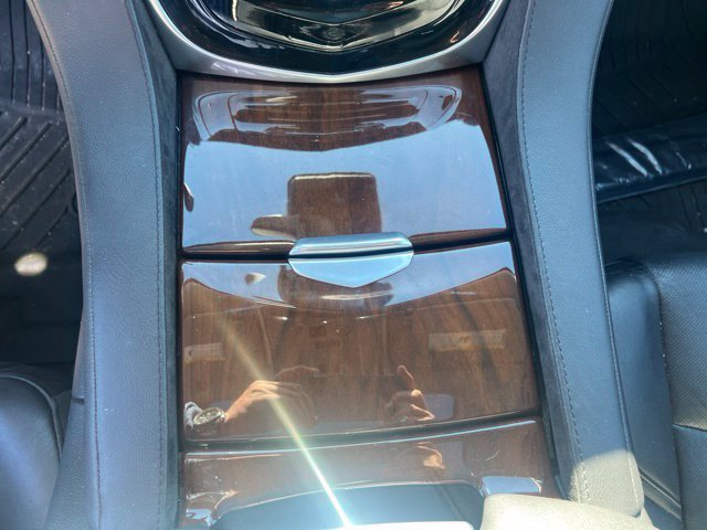 Used 2020 Cadillac Escalade Luxury AWD/4WD image 12