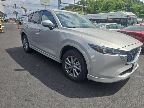 Used 2025 MAZDA CX-5 AWD 2.5 S w/ Preferred Package image 2