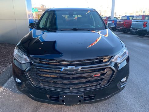 Used 2020 Chevrolet Traverse RS image 2