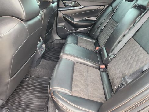 Used 2022 Nissan Maxima SR w/ Sport Mat Group FWD image 29