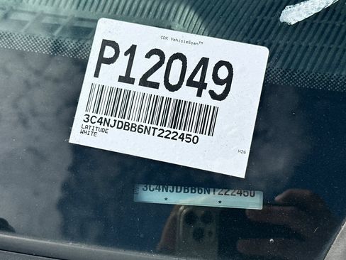 Used 2022 Jeep Compass Latitude AWD/4WD image 7
