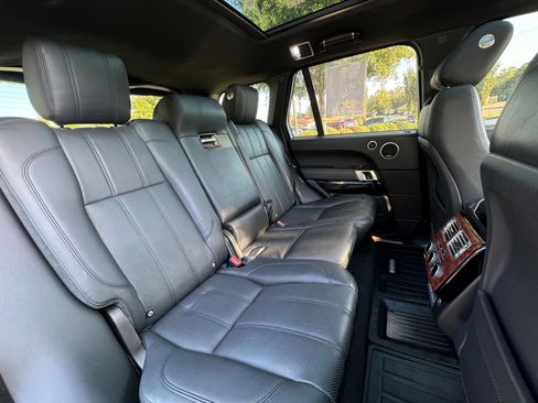 Used 2017 Land Rover Range Rover HSE image 46