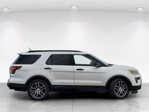 Used 2019 Ford Explorer Sport w/ Equipment Group 401A image 3