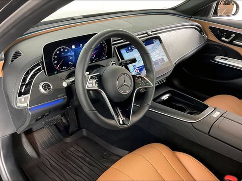 Certified 2026 Mercedes-Benz E 350 4MATIC Sedan image 11