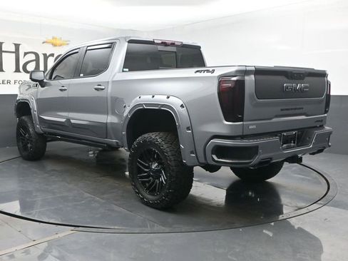 Used 2023 GMC Sierra 1500 AT4 w/ Technology Package AWD/4WD image 34