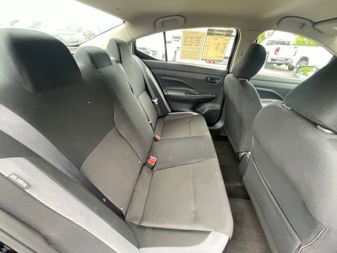 Used 2025 Nissan Versa S FWD image 25