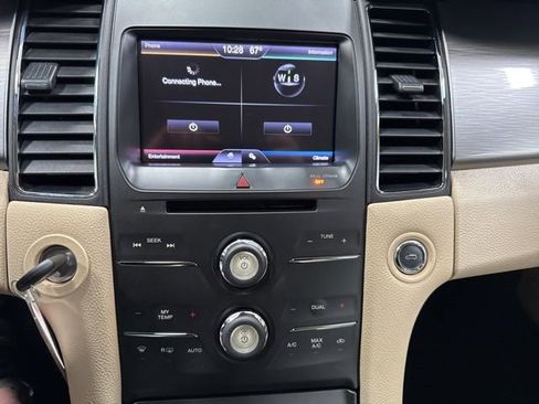 Used 2014 Ford Taurus SEL w/ Equipment Group 201A FWD image 16