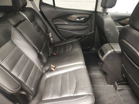 Used 2023 GMC Terrain Denali w/ Denali Premium Package AWD/4WD image 11