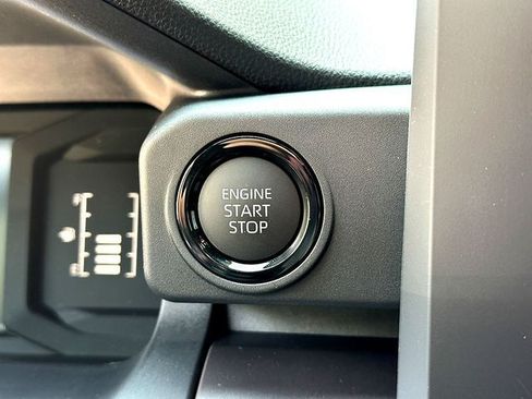 Used 2026 Toyota Tacoma SR5 AWD/4WD image 13