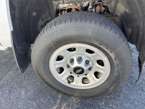 Used 2015 Chevrolet Silverado 3500 W/T image 3