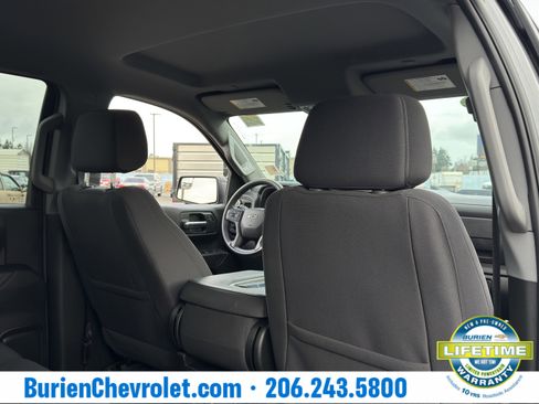 Used 2025 Chevrolet Silverado 1500 Custom Trail Boss image 25