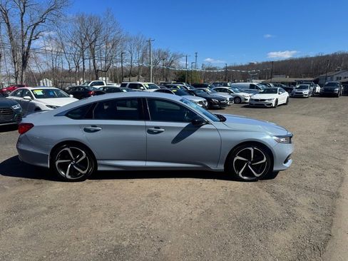 Used 2022 Honda Accord Sport Special Edition image 4