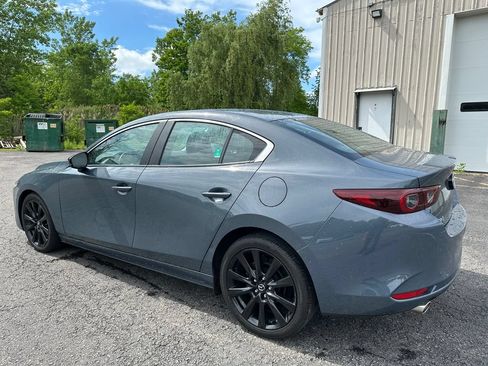 Used 2023 MAZDA MAZDA3 s FWD image 14