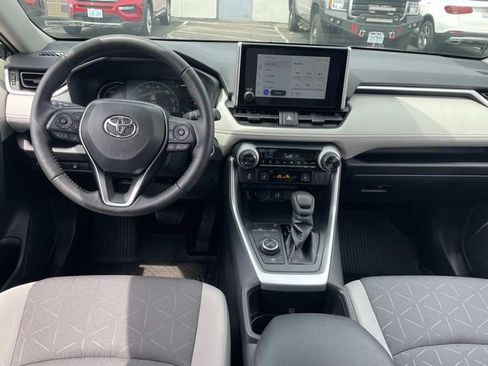 Used 2025 Toyota RAV4 XLE w/ Convenience Package AWD/4WD image 19