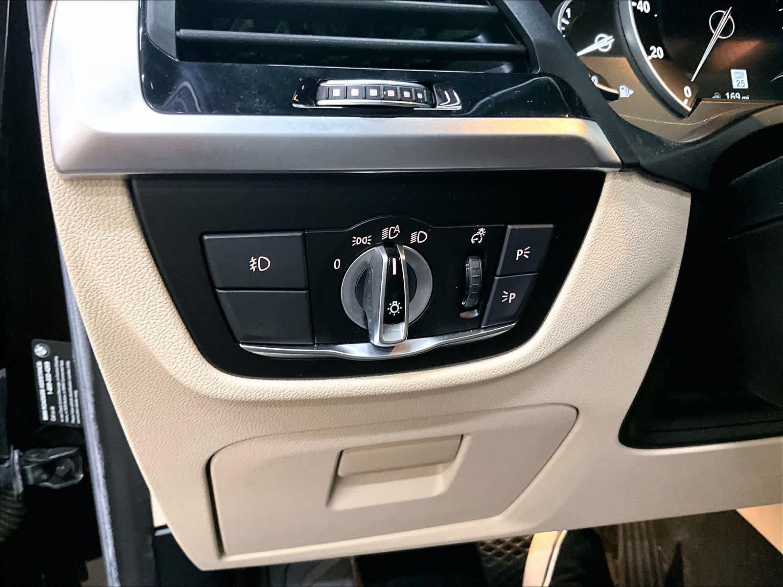 Used 2019 BMW X3 sDrive30i w/ Premium Package RWD image 34
