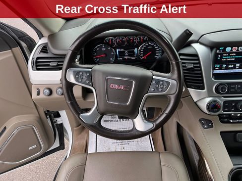 Used 2019 GMC Yukon XL SLT w/ Open Road Package image 18