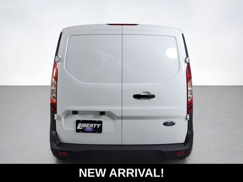 Certified 2017 Ford Transit Connect XL image 4