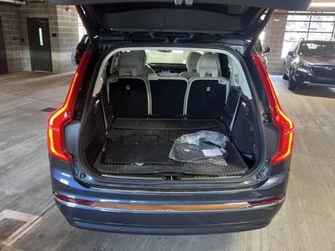 Used 2023 Volvo XC90 B6 Plus w/ Protection Package Premier AWD/4WD image 7