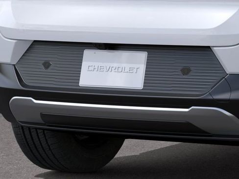 New 2025 Chevrolet Equinox EV LT FWD image 14