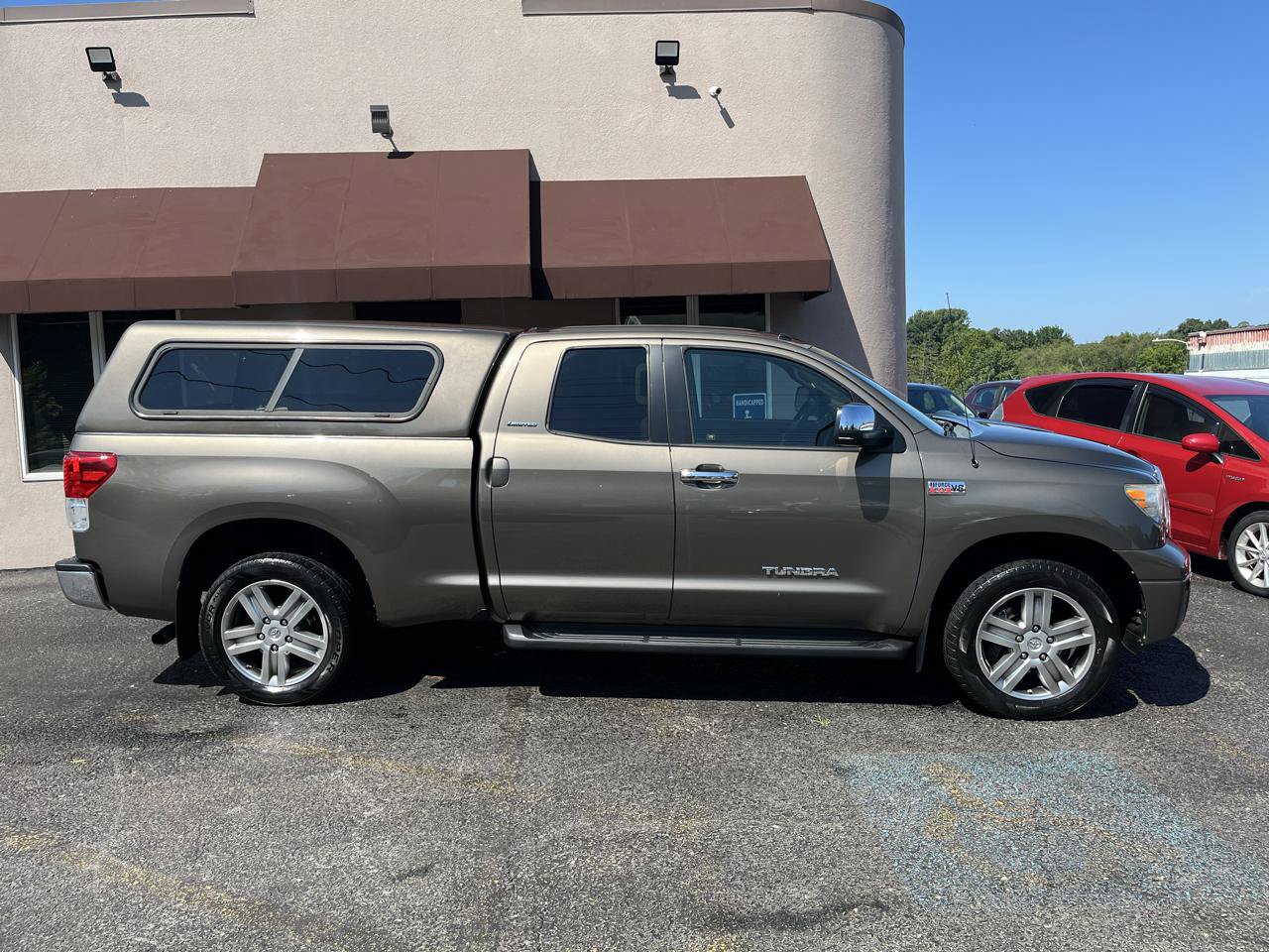 Used 2012 Toyota Tundra Limited AWD/4WD image 6