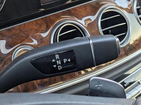 Used 2017 Mercedes-Benz E 300 4MATIC image 12