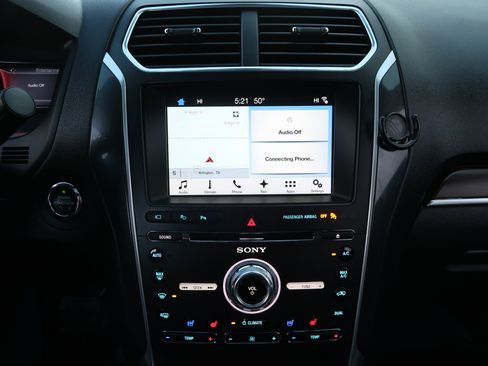 Used 2017 Ford Explorer Limited w/ Equipment Group 301A image 16