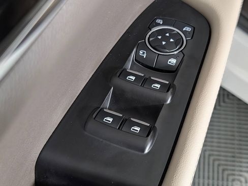 Used 2023 Lincoln Nautilus Reserve FWD image 24