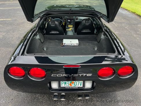 Used 1998 Chevrolet Corvette Coupe w/ Roof Pkg RWD image 68