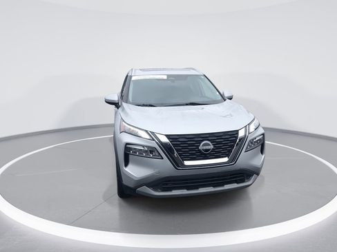 Used 2023 Nissan Rogue SV w/ SV Premium B Package AWD/4WD image 3
