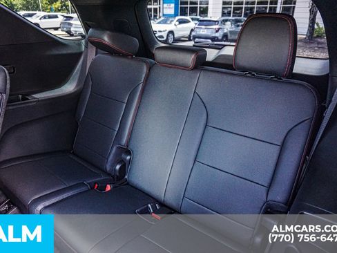 Used 2024 Chevrolet Traverse RS w/ LPO, Floor Liner Package AWD/4WD image 23