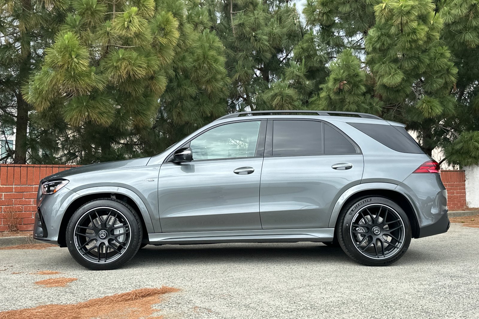 New 2026 Mercedes-Benz GLE 53 AMG 4MATIC image 7