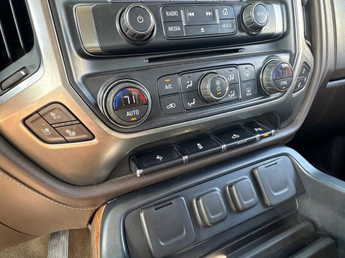 Used 2017 Chevrolet Silverado 1500 LTZ w/ Sport Package image 25