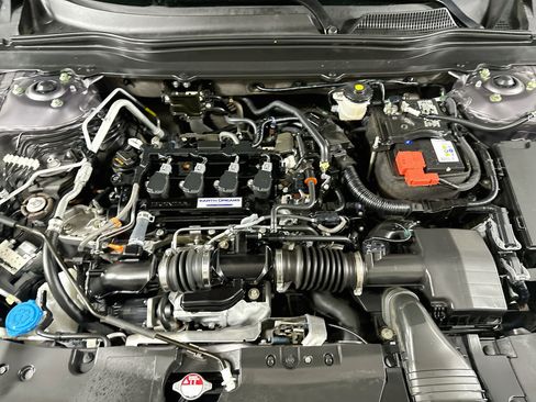 Used 2018 Honda Accord EX-L image 32
