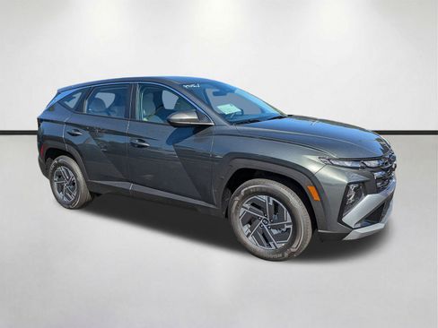 New 2026 Hyundai Tucson Blue SE AWD/4WD image 2
