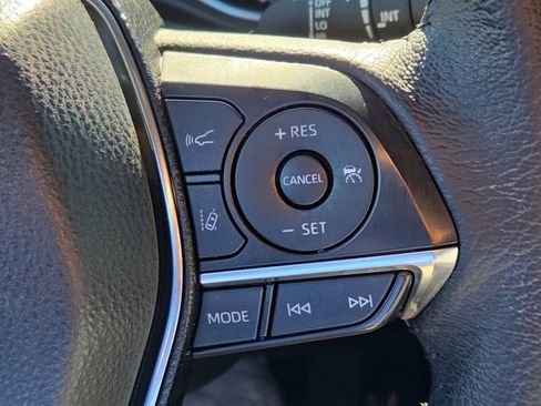 Used 2021 Toyota Avalon XLE w/ Moonroof Package FWD image 26