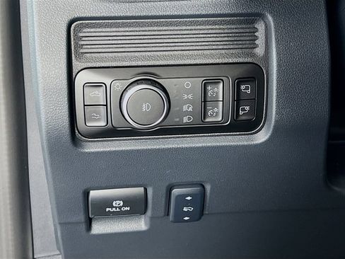 New 2026 Ford F350 Platinum w/ Tremor Off-Road Package AWD/4WD image 19