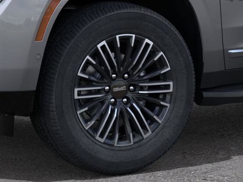 New 2026 GMC Yukon Elevation AWD/4WD image 9