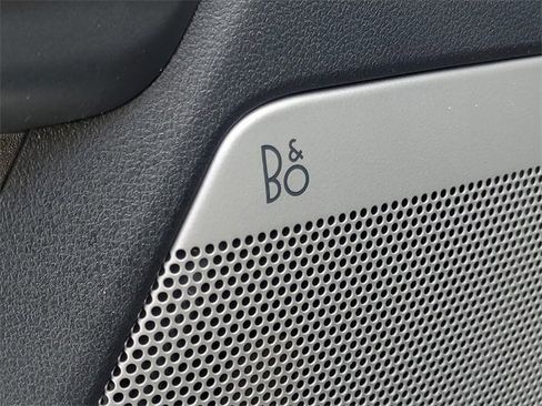 Used 2023 Ford F250 Lariat w/ Lariat Ultimate Package image 14