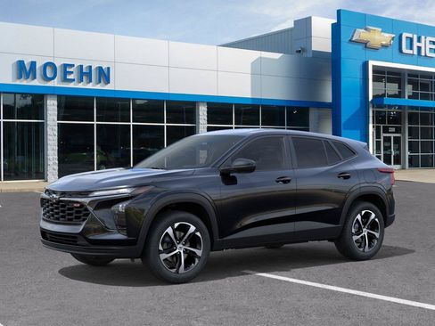 New 2026 Chevrolet Trax RS w/ Driver Confidence Package FWD image 2