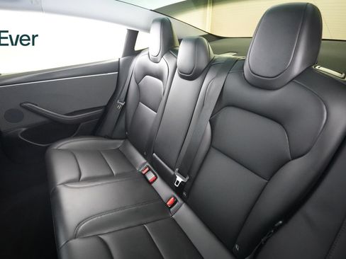 Used 2025 Tesla Model 3 RWD image 24