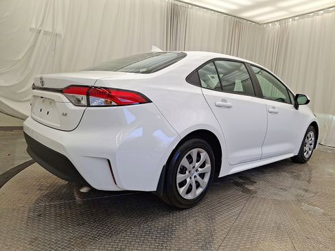 Used 2025 Toyota Corolla LE image 24