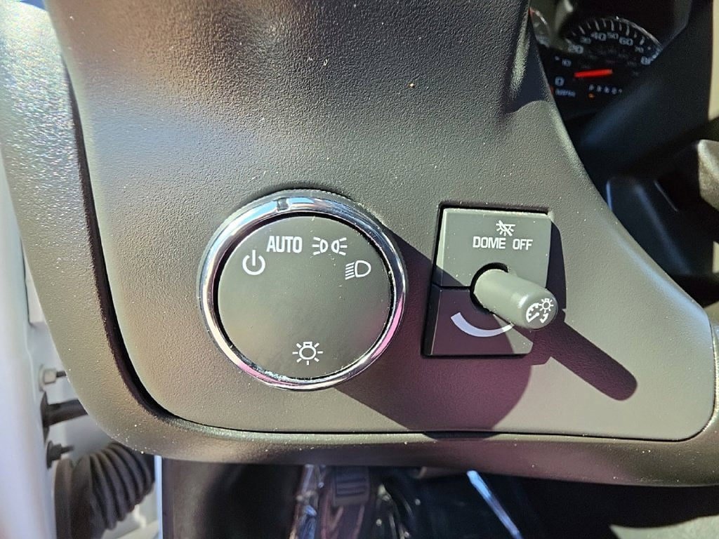 Used 2025 GMC Savana 2500 w/ Driver Convenience Package RWD image 15