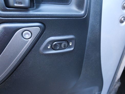 Used 2017 Jeep Wrangler Unlimited Sport w/ Quick Order Package 24S image 17